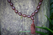 Cargar imagen en el visor de la galería, Lotus Mala Beads

